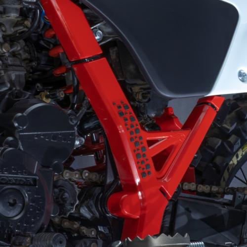 Protetor de Quadro Defender XR250 Tornado AMX Preto com Vermelho